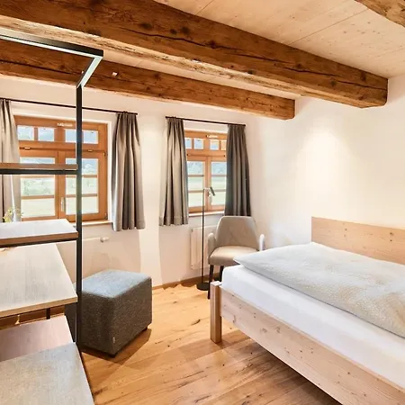 Grosses Gruppenhaus - Ideal Fuer Familien & Retreats بيت للعطل
